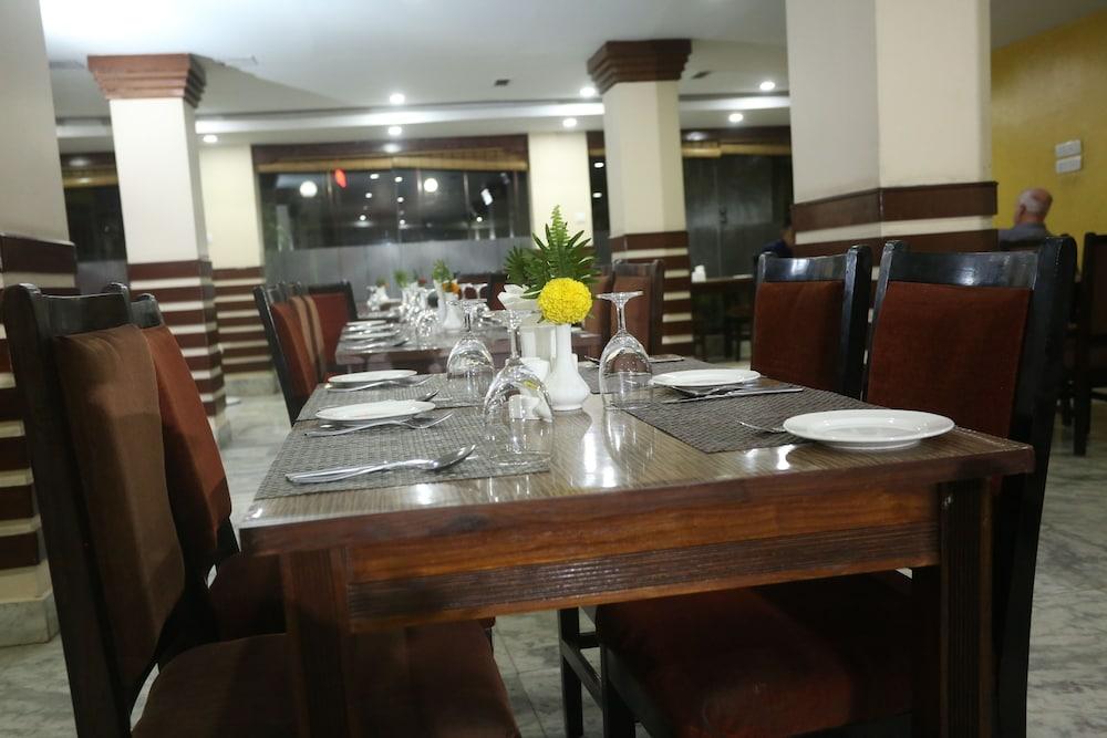 Yellow Pagoda Hotel Kathmandu Exterior photo