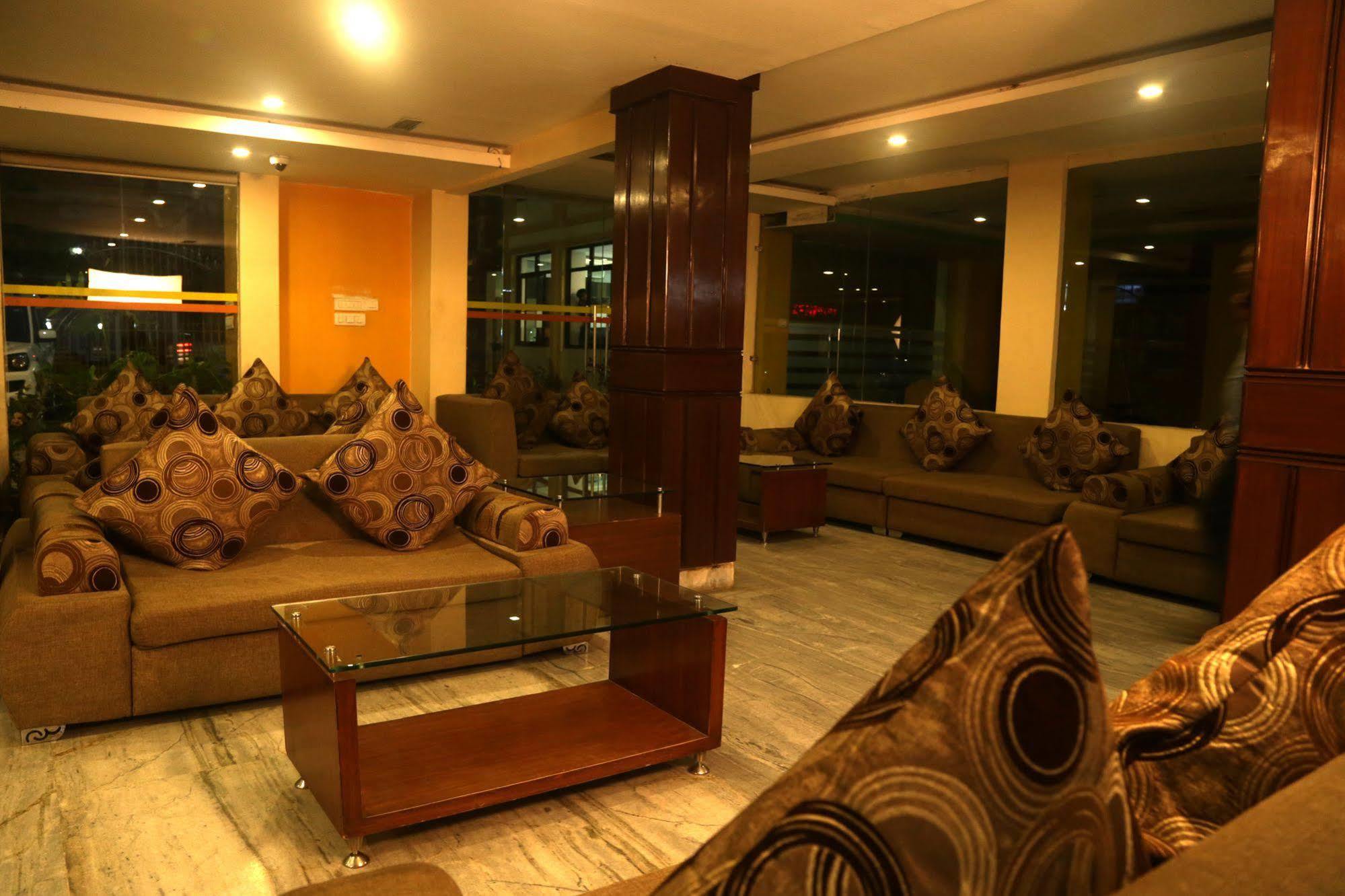 Yellow Pagoda Hotel Kathmandu Exterior photo